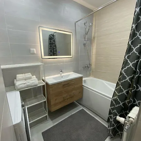 Away From Centre Near Kadriorg Lägenhet *