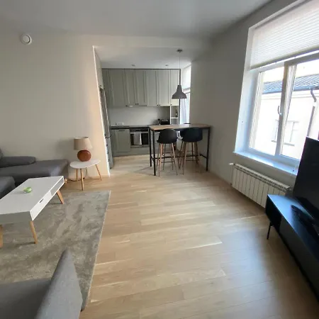 Away From Centre Near Kadriorg Lägenhet *