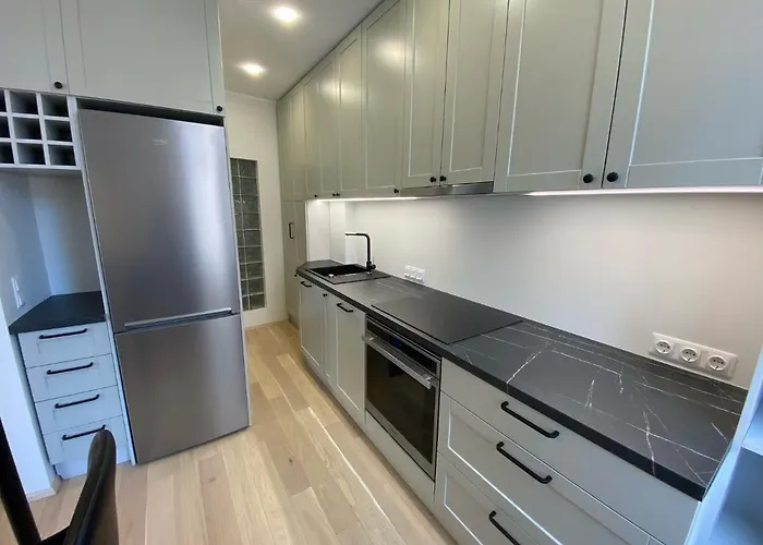 Away From Centre Near Kadriorg アパート タリン