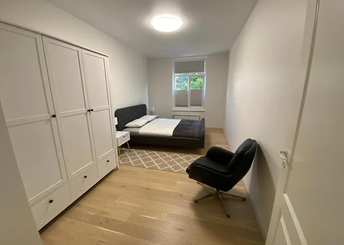 Apartment Away From Centre Near Kadriorg *