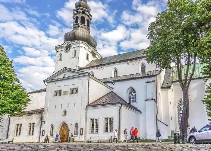 Appartement Away From Centre Near Kadriorg *