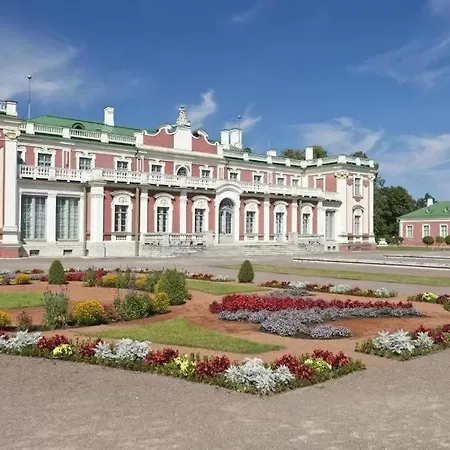 Away From Centre Near Kadriorg